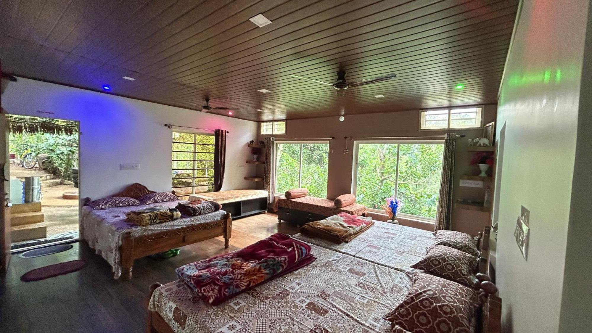 Doddakallu Betta Homestay Coorg Somvārpet Eksteriør billede